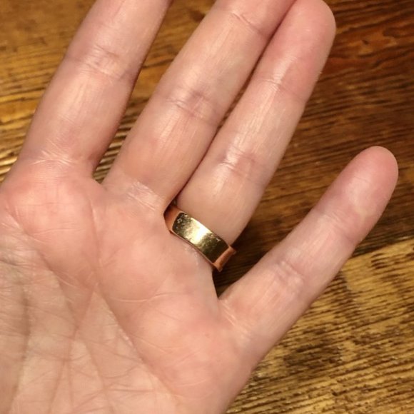 Solid rose gold & diamond ring Size 4.5 - Picture 6 of 7